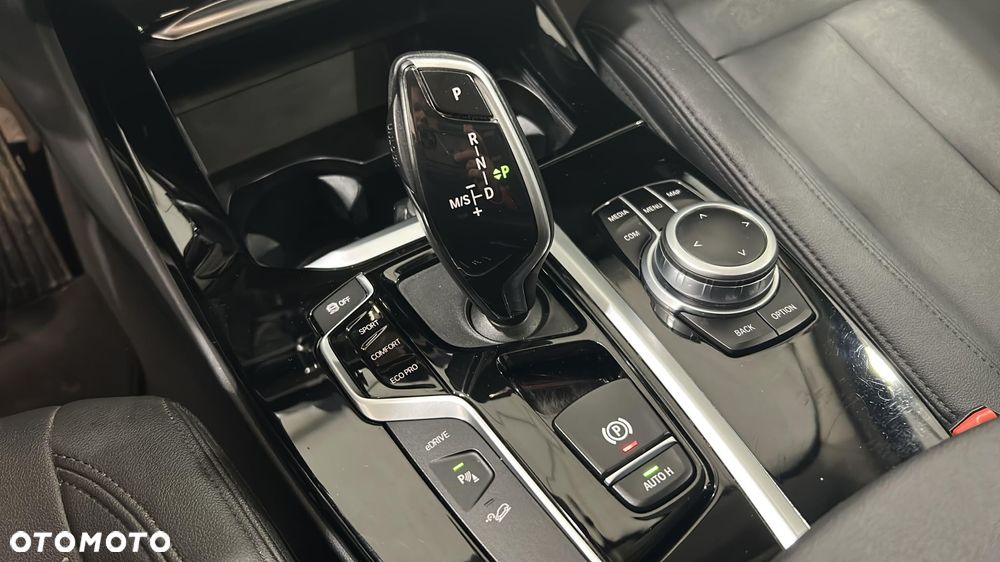 BMW X3 xDrive30e - 19