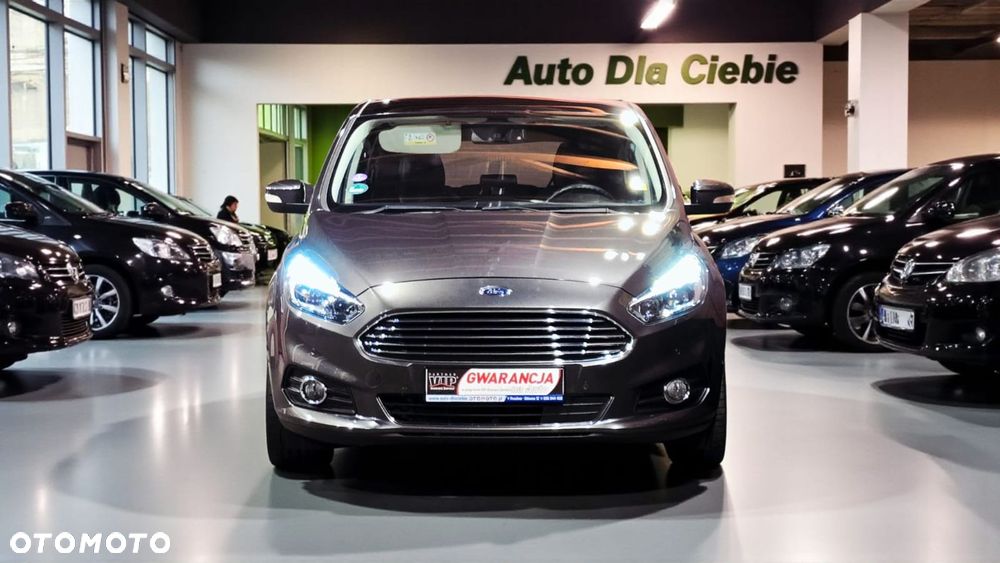 Ford S-Max - 8