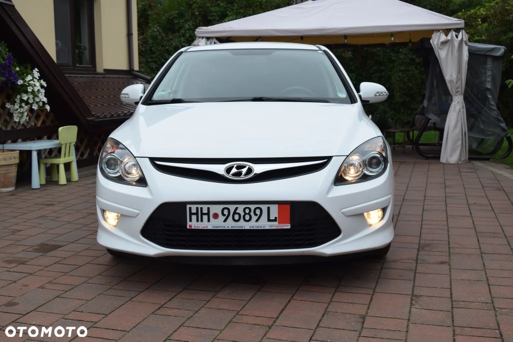 Hyundai i30 1.4 Classic + EU5 - 11