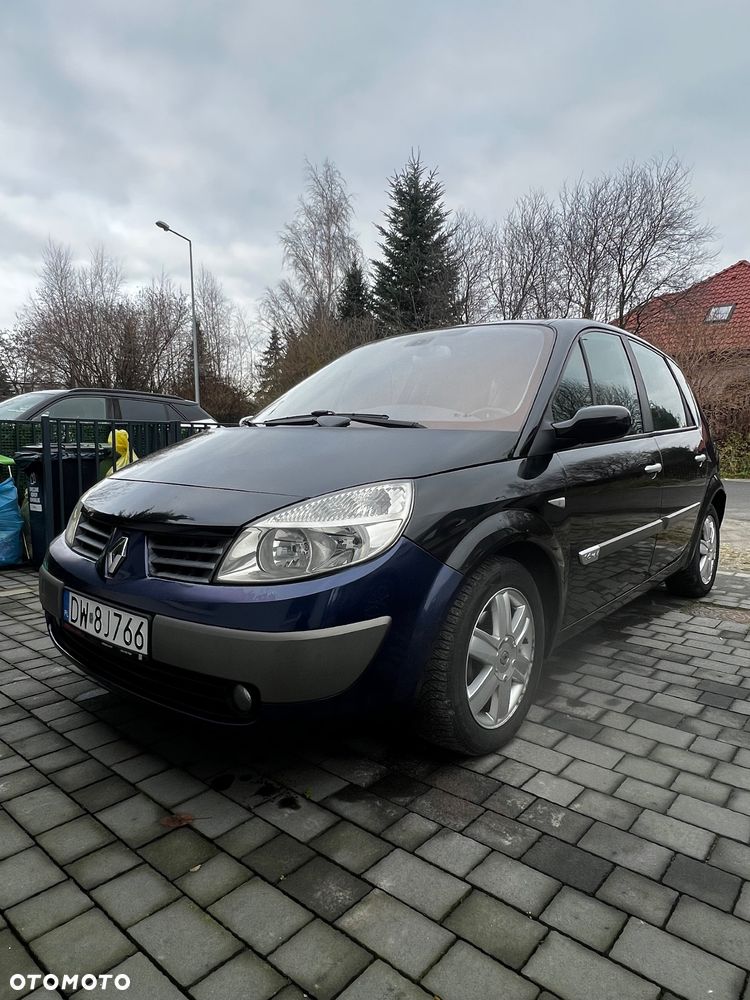 Renault Scenic 1.6 16V Confort Privilege - 1