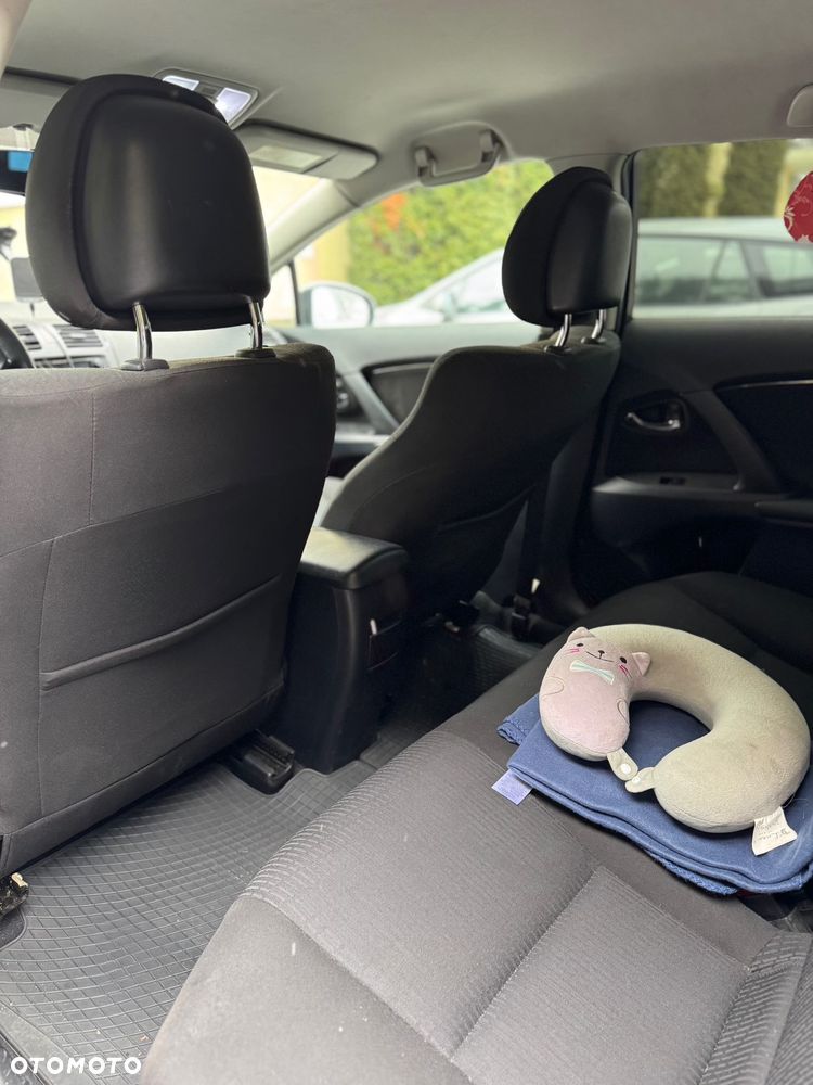 Toyota Avensis 2.0 D-4D Sol plus+NAVI - 13