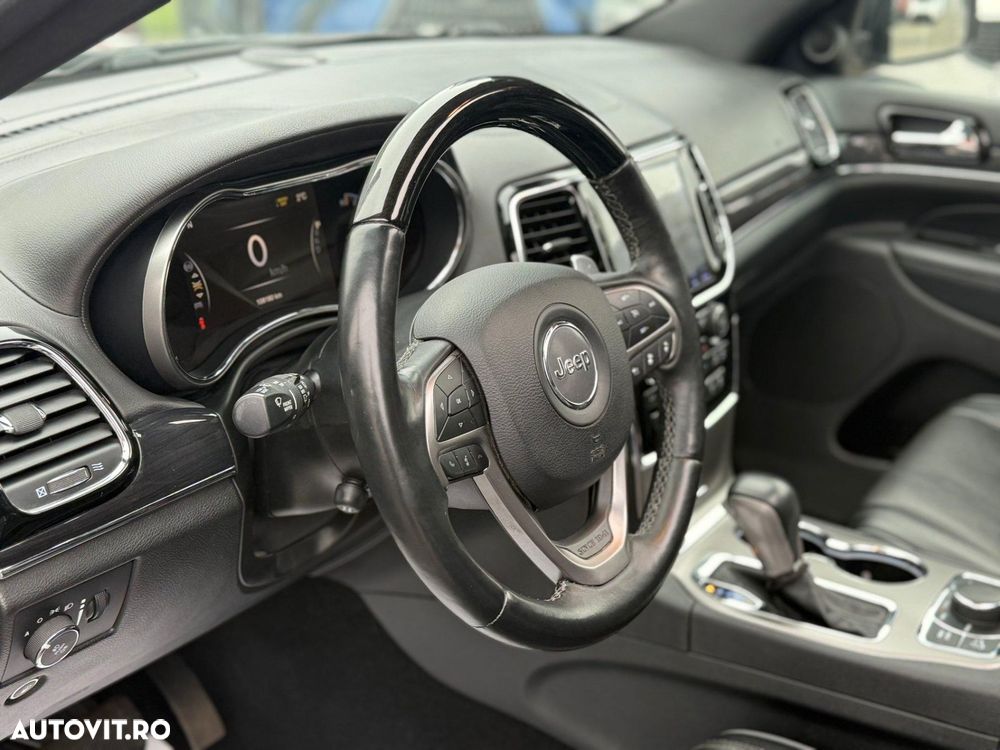 Jeep Grand Cherokee - 7