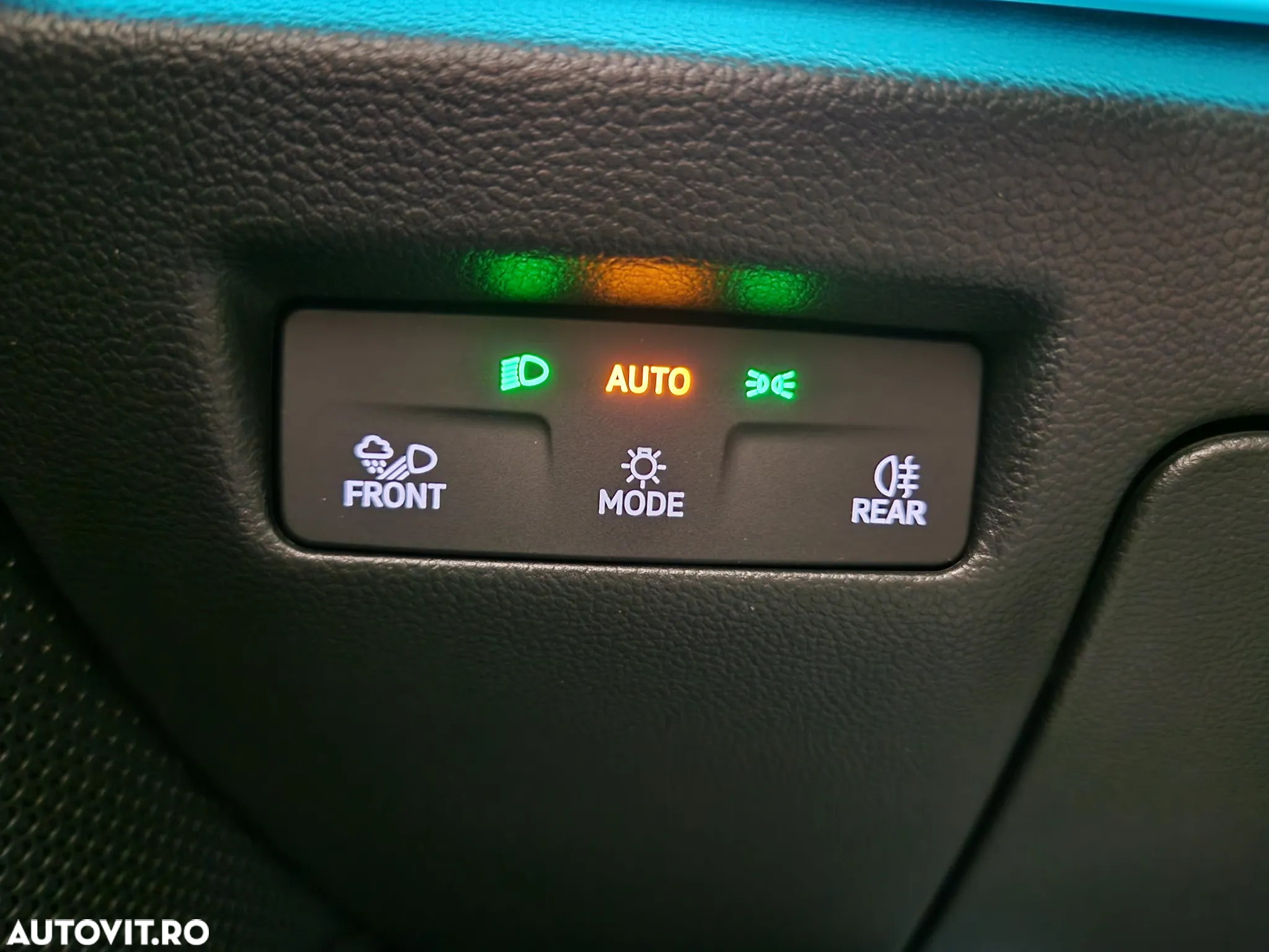 Volkswagen Passat Variant 2.0 TDI DSG Business - 17