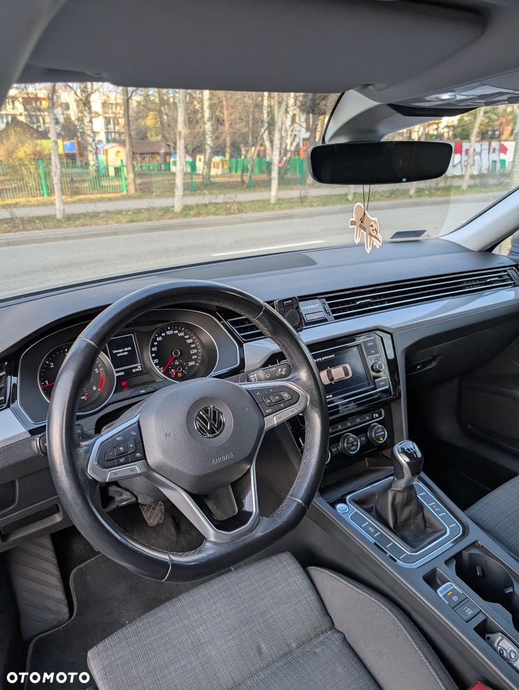 Volkswagen Passat 2.0 TDI EVO Business - 18