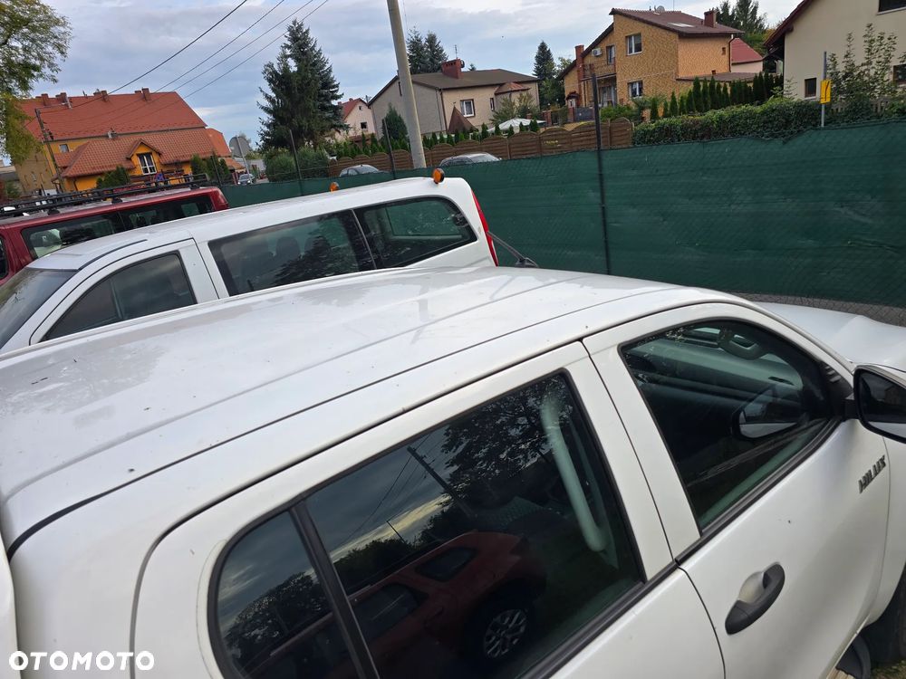 Toyota Hilux - 9