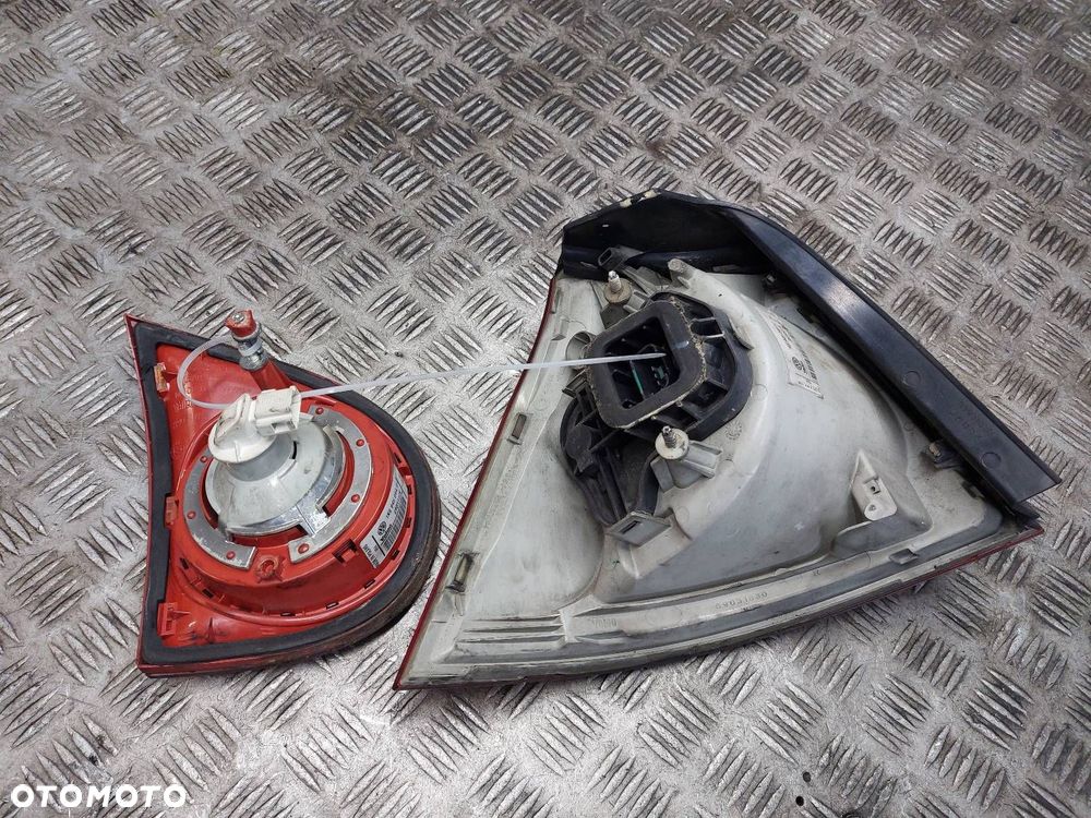 LAMPA PRAWY TYŁ VOLKSWAGEN GOLF V 5D 1K6945096AC 1K6945094G - 4