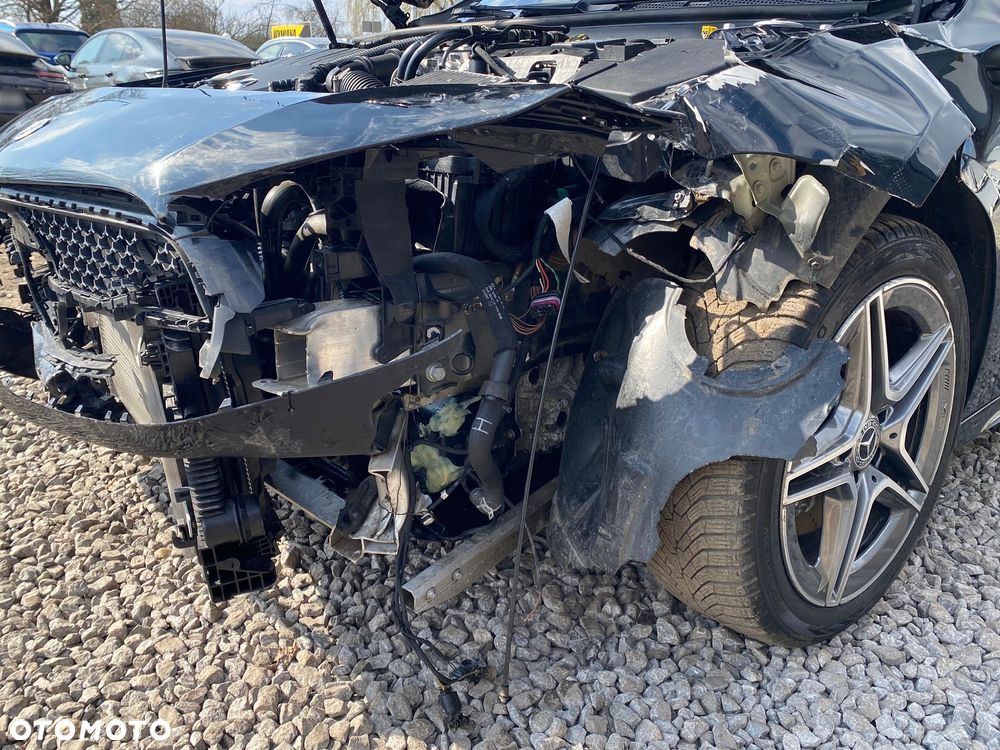 Mercedes-Benz Klasa A ver-250-e-phev-amg-line-8g--dct - 9