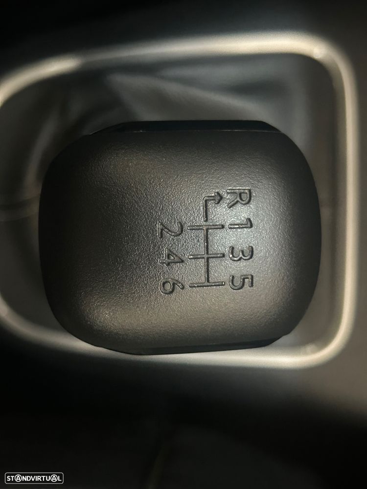 Citroën C3 1.2 PureTech C-Series - 19
