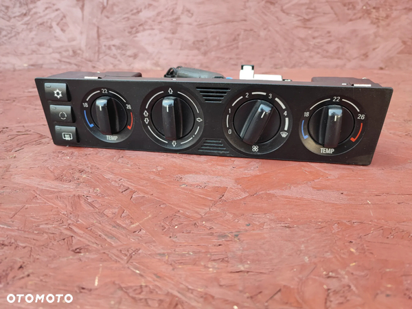 BMW E38 ORYGINALNY PANEL KLIMATYZACJI MANUALNEJ W BARDZO DOBRYM STANIE O NR. 8 369 784 / 8 369 785 OEM