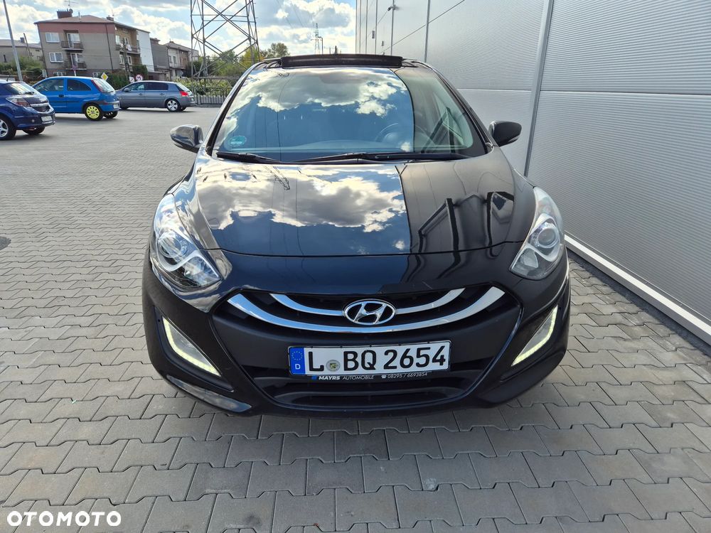 Hyundai i30 blue 1.6 GDI YES Gold - 3