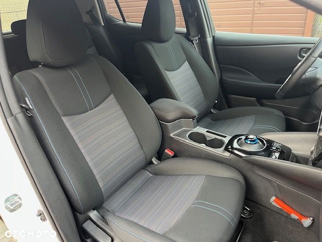 Nissan Leaf 40kWh 10 - 9
