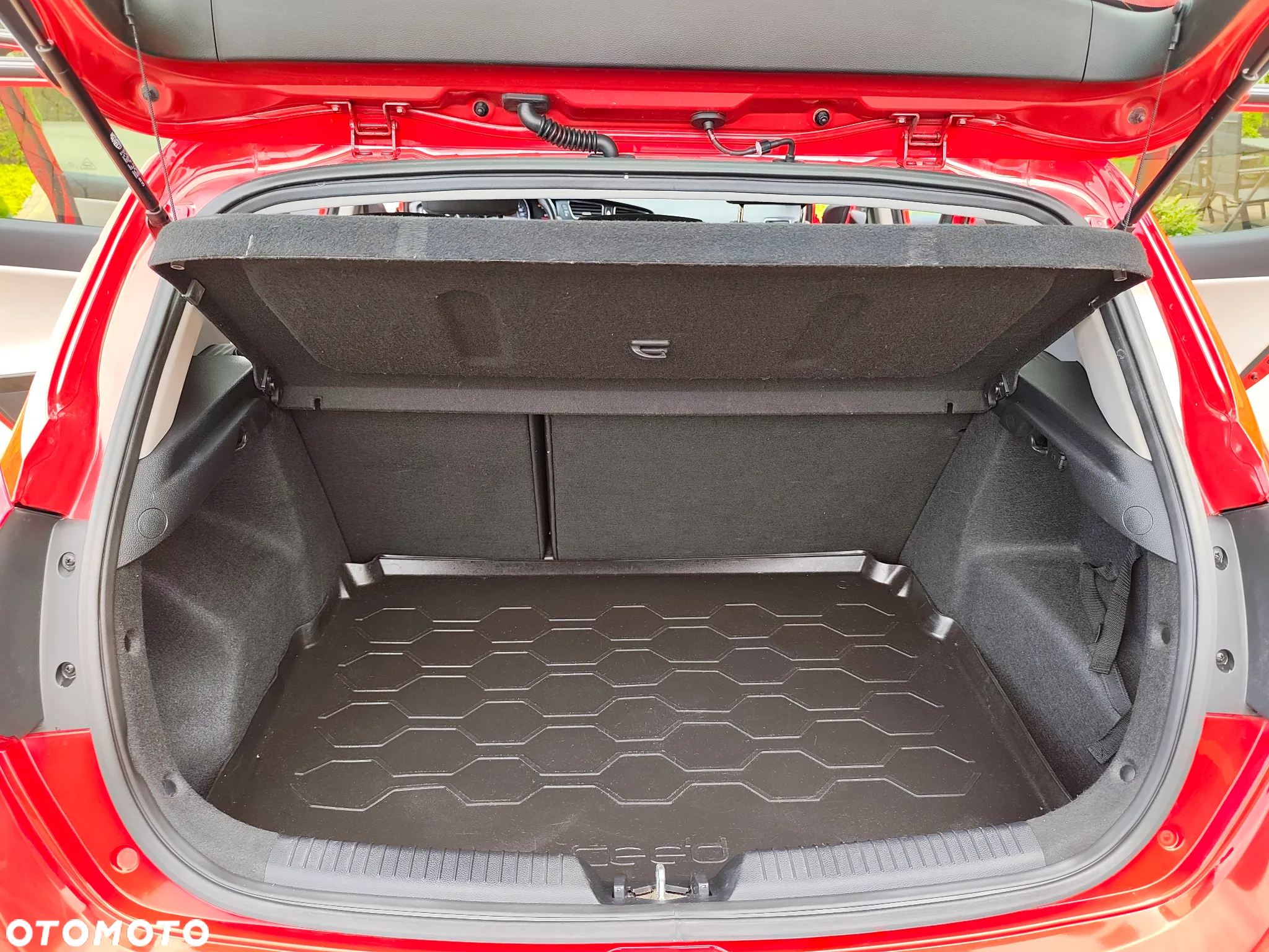 Kia Ceed 1.6 GDI Platinum Edition - 29