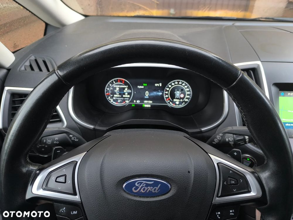 Ford S-Max 2.0 TDCi Titanium PowerShift - 6