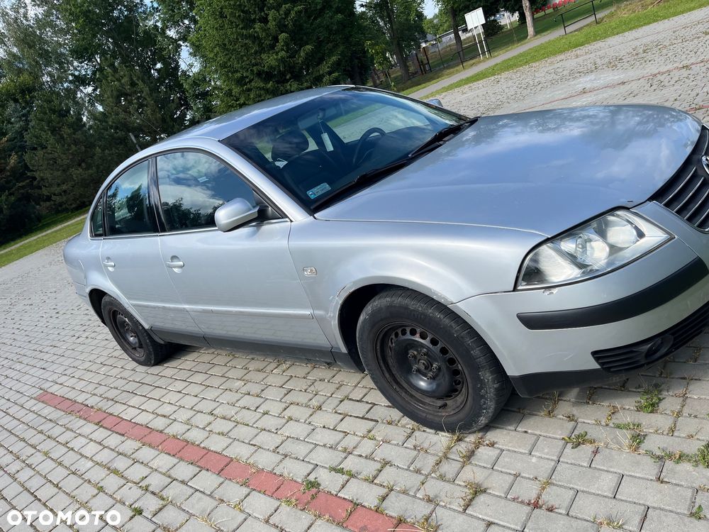 Volkswagen Passat 1.9 TDI 4Mot Basis - 4