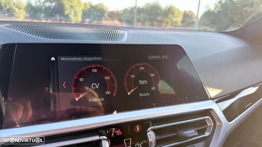 BMW 320 d Ultimate Auto - 24