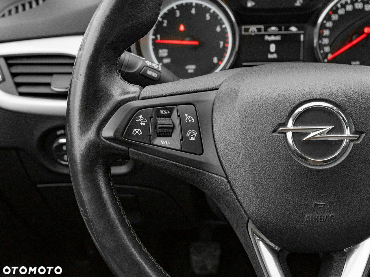 Opel Astra V 1.2 T GS Line S&S - 19