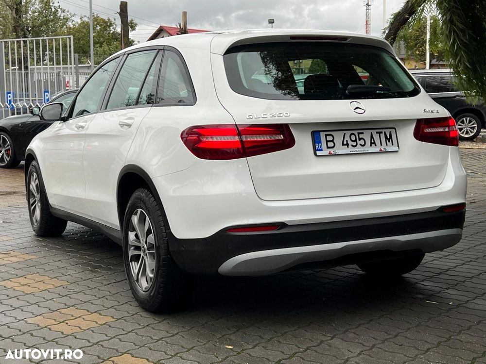 Mercedes-Benz GLC 250 4MATIC - 5