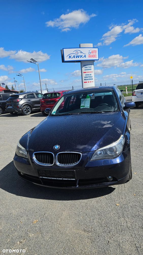 BMW Seria 5 520i - 2