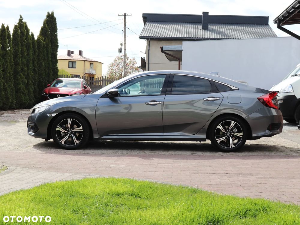 Honda Civic 1.5 i-VTEC Turbo CVT Prestige - 9