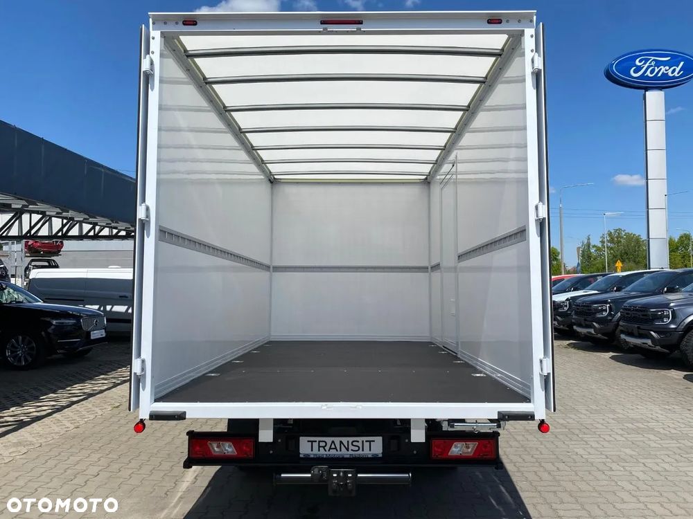 Ford Transit - 13