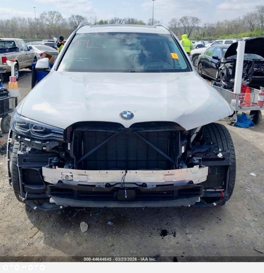 BMW X7 - 11