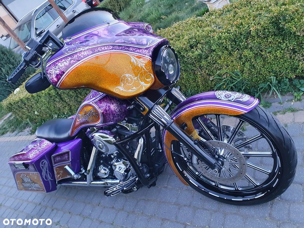 Harley-Davidson FLHTCU Ultra - 4