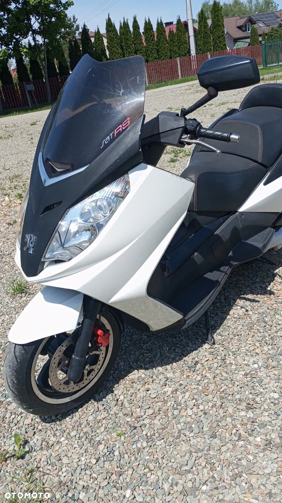 Peugeot Satelis - 1