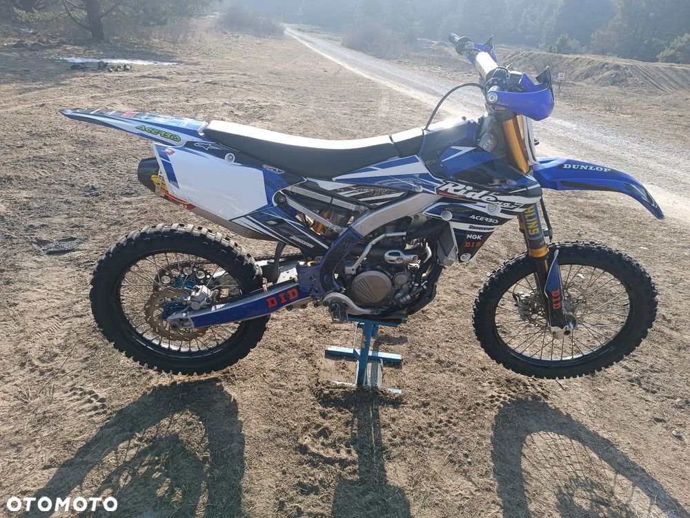 Kawasaki KX - 19
