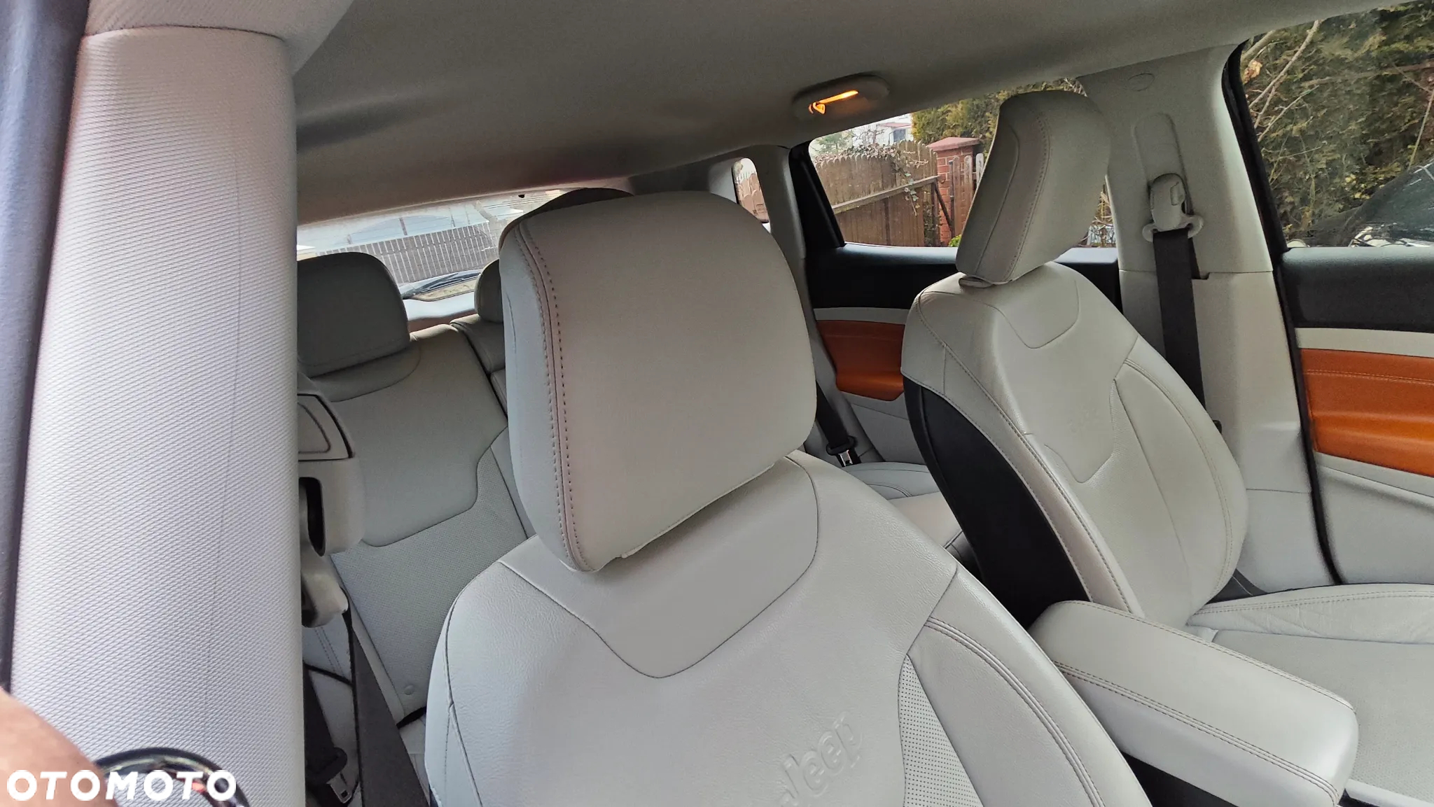 Jeep Compass - 9