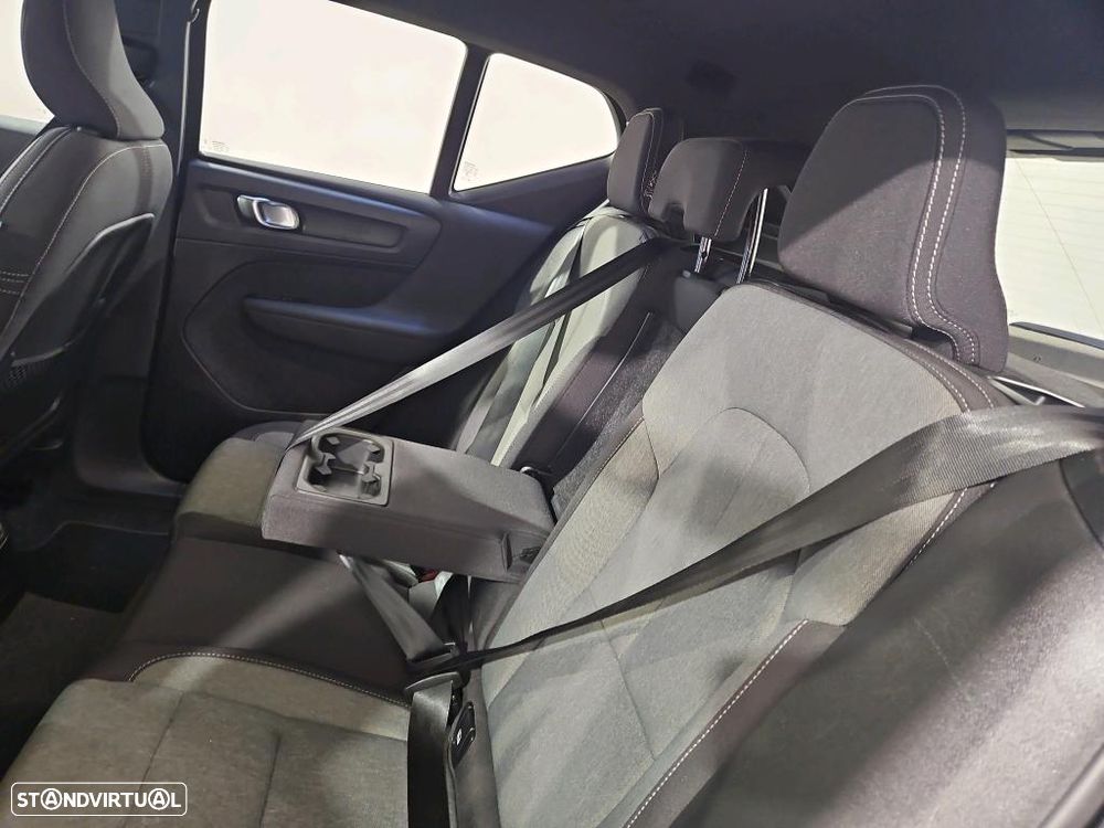 Volvo XC 40 1.5 T4 PHEV Core - 9