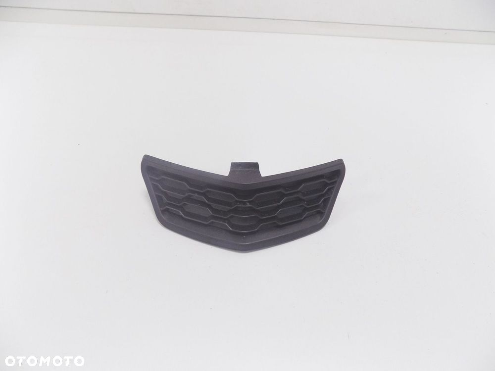 QUADRO 4 350 WYPEŁNIENIE OGONA ZAŚLEPKA KLAPKA - 1