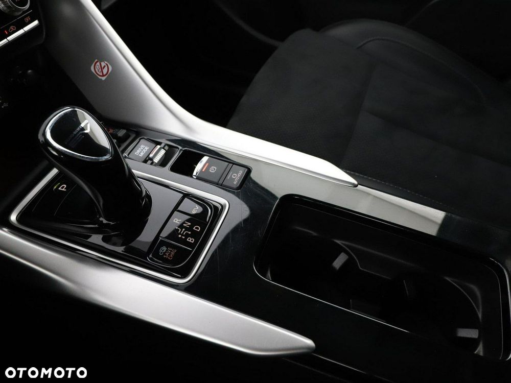 Mitsubishi Eclipse Cross - 28