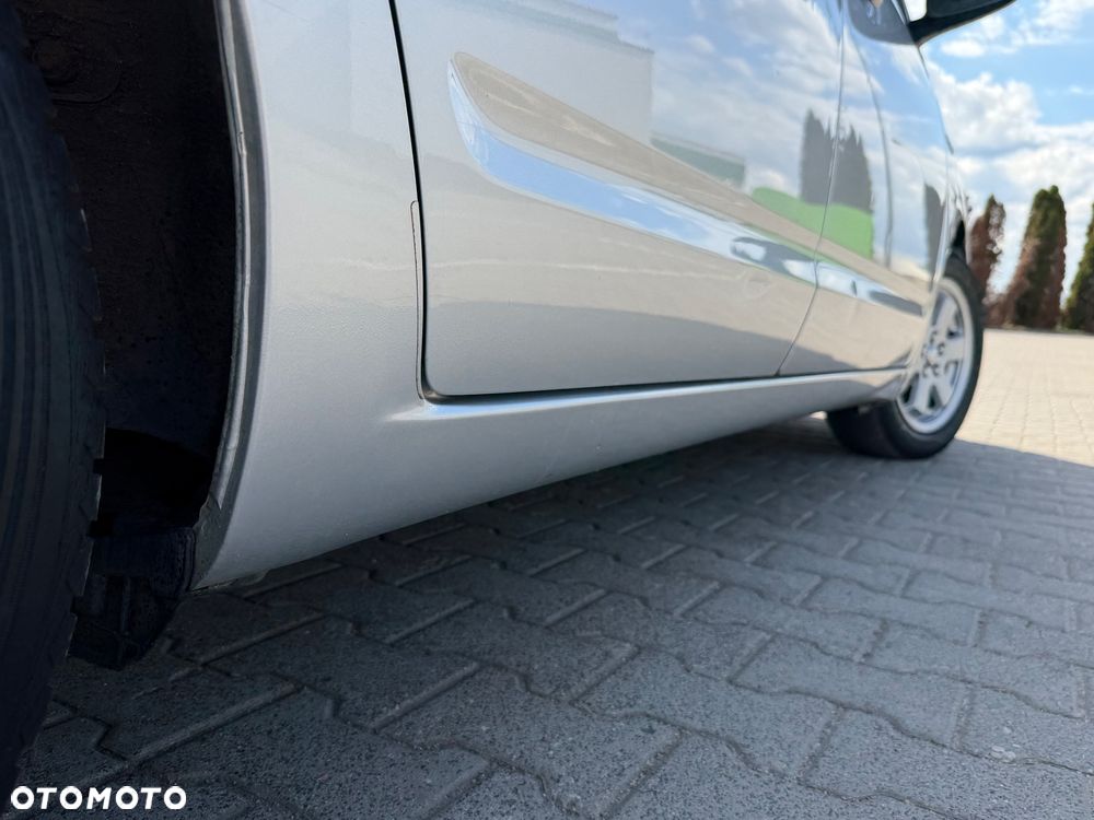 Toyota Prius 1.5 VVT-i Prestige - 29
