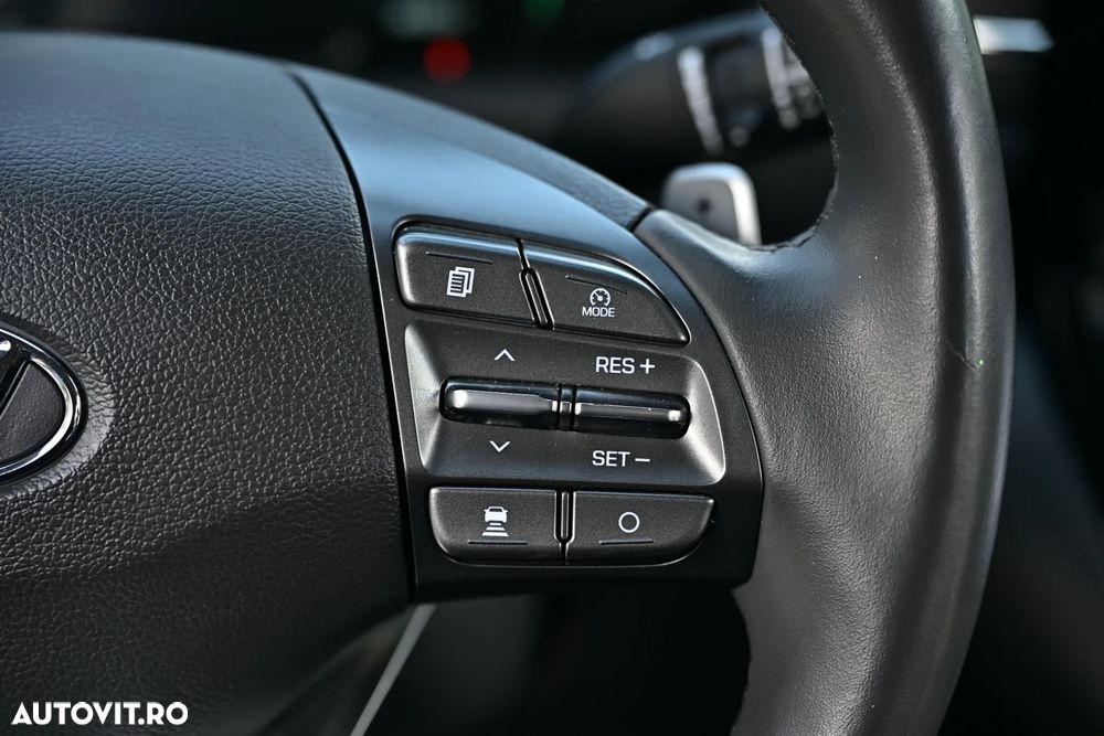 Hyundai IONIQ - 34