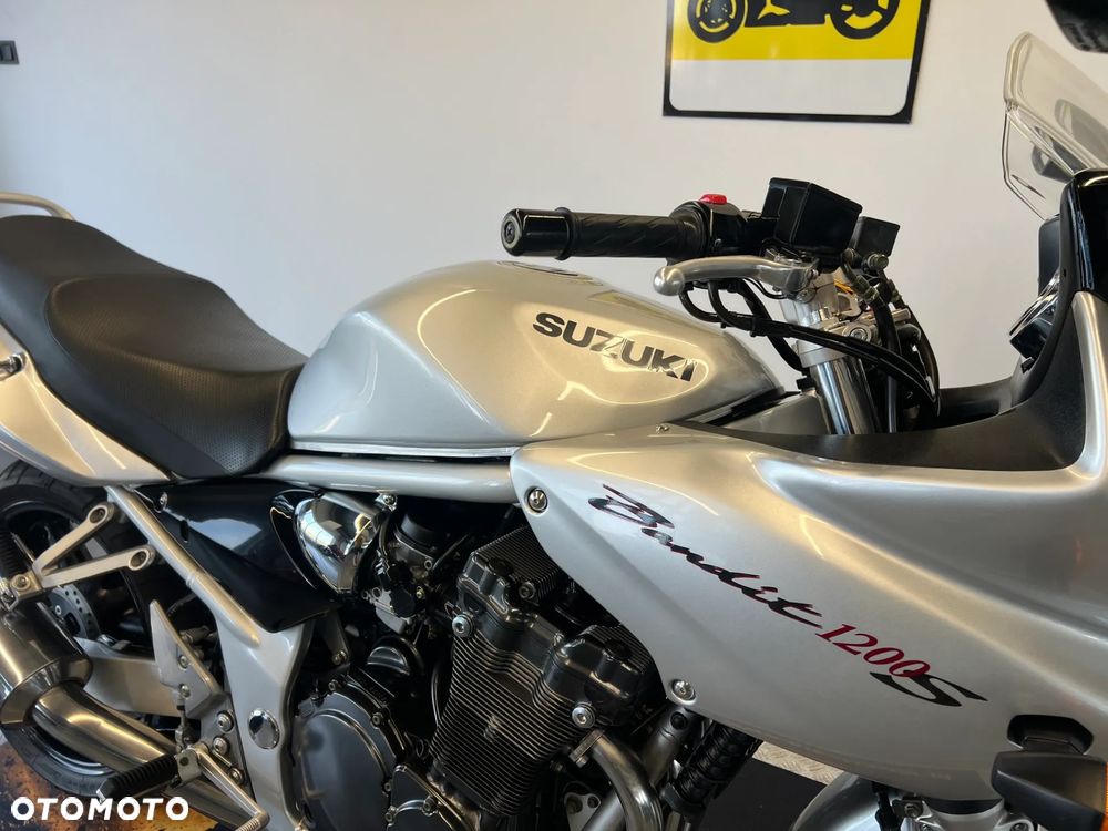 Suzuki Bandit - 24