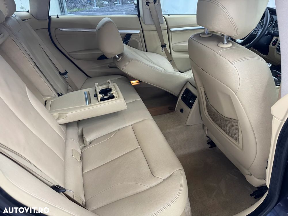 BMW Seria 3 320d Aut. Blue Performance Luxury Line - 7