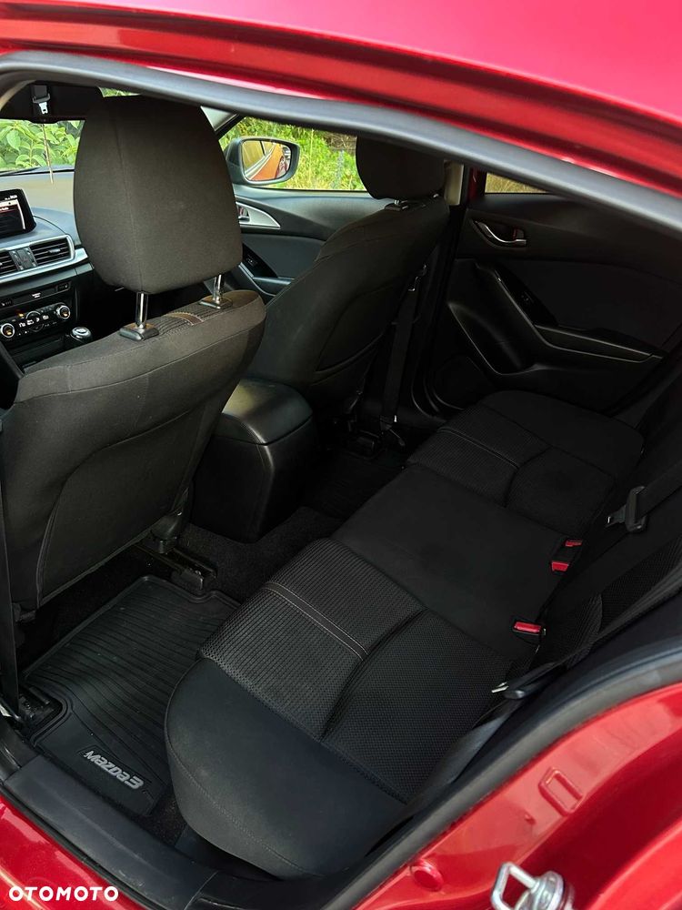 Mazda 3 - 8