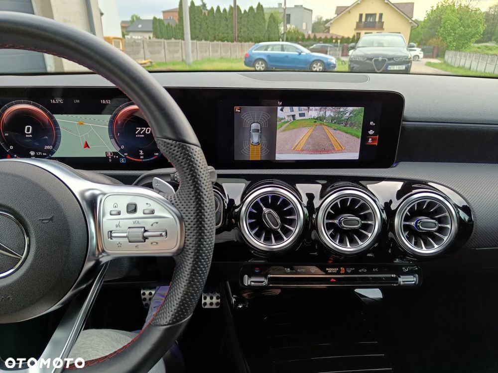 Mercedes-Benz Klasa A 200 4-Matic AMG Line 8G-DCT - 30