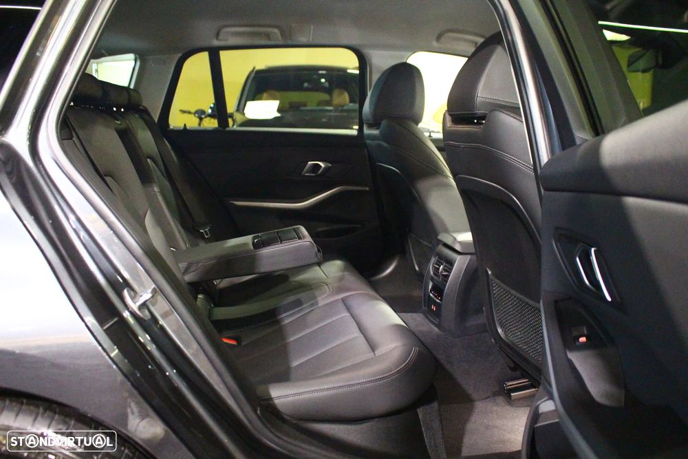 BMW 320 e Line Sport Auto - 19