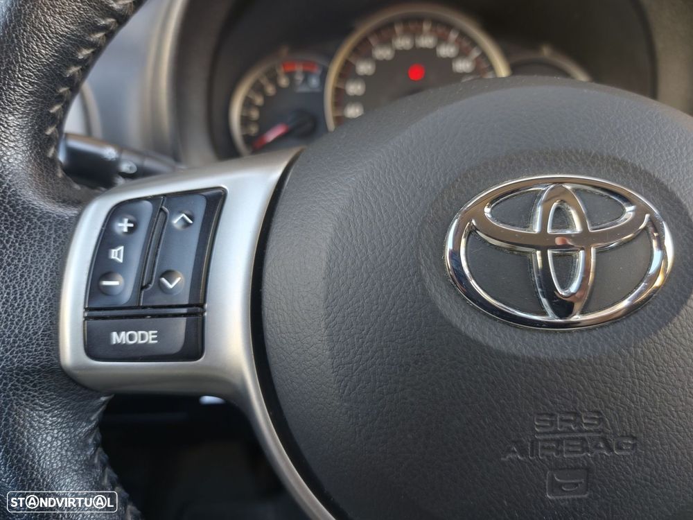 Toyota Yaris 1.0 VVT-i Comfort +PS Style +P.Techno - 20