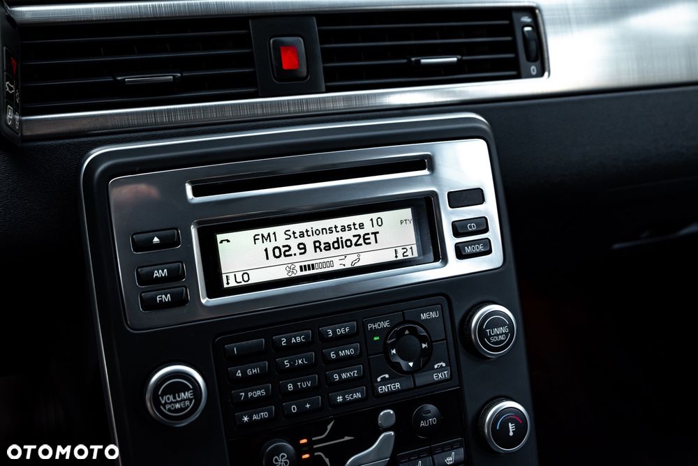 Volvo V70 2.0T Powershift Summum - 29