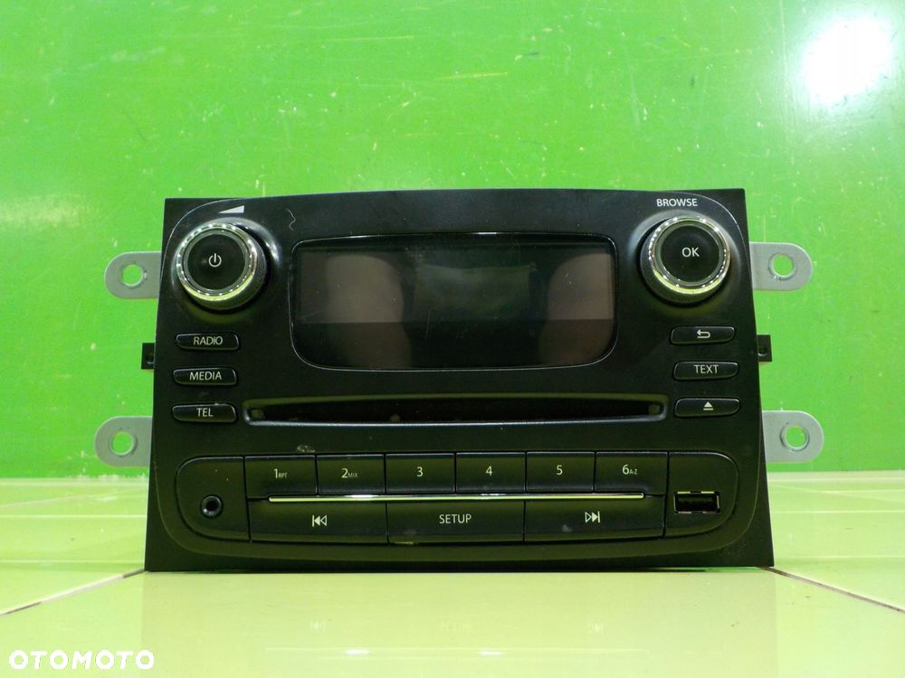 TRAFIC III VIVARO B 1.6 CDTI 16r L1H1 radio CD 281152752R 93456781 - 1