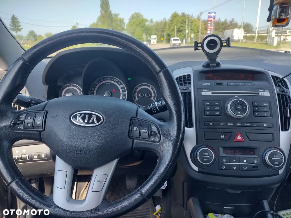 Kia Ceed 1.6 CRDi EX - 8