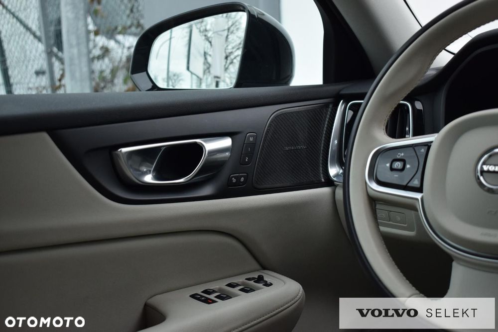 Volvo V60 - 16