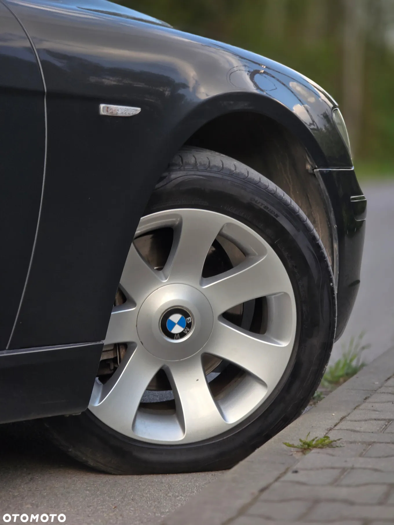 BMW Seria 7 750i - 36