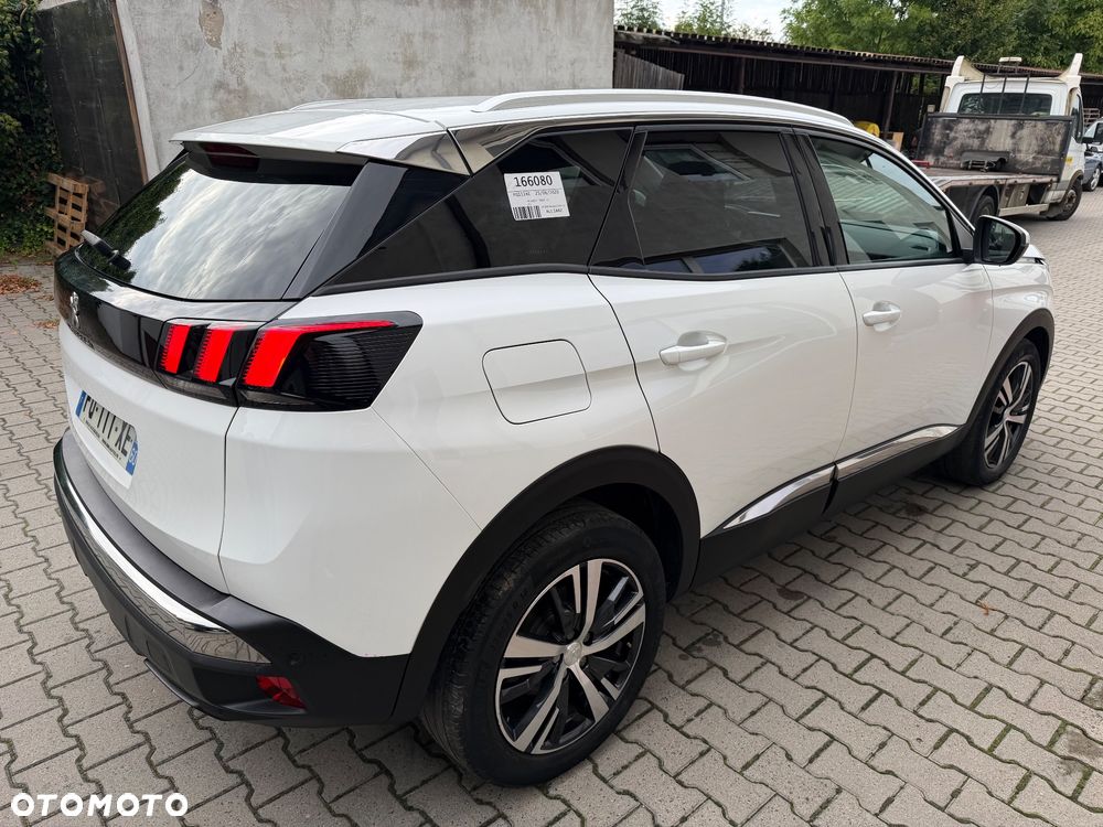 Peugeot 3008 PureTech 130 Stop & Start GPF EAT8 Allure - 28