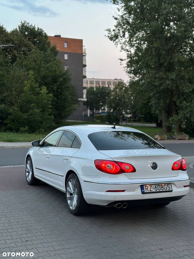 Volkswagen Passat CC - 6