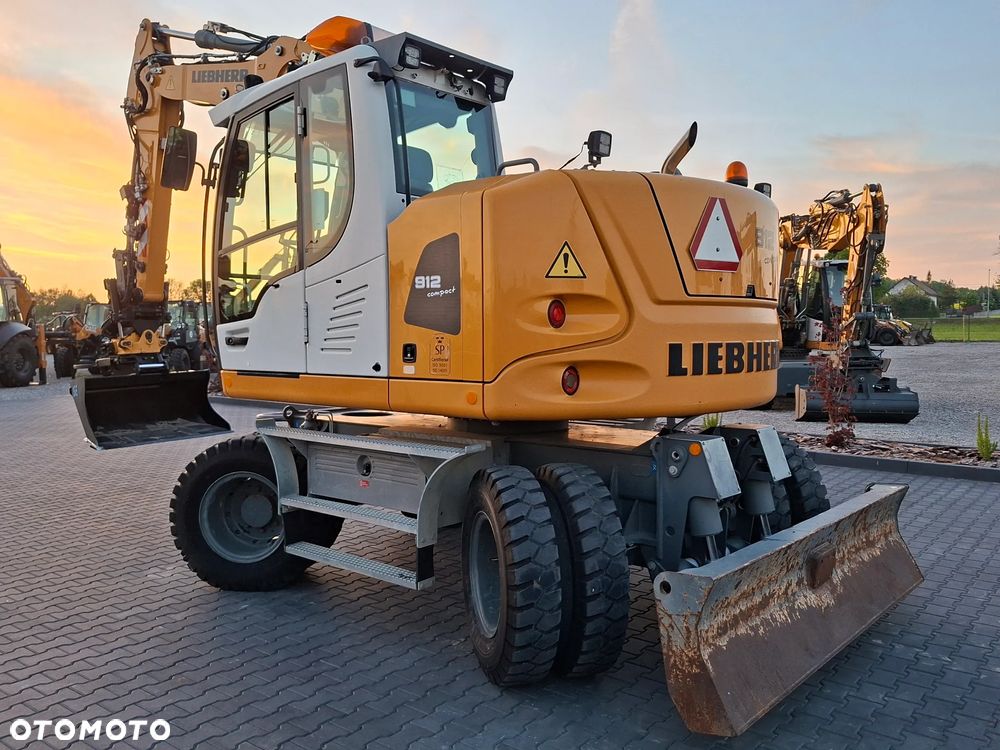Liebherr A912 ROTOTILT ze szczypcami Super Stan - 7
