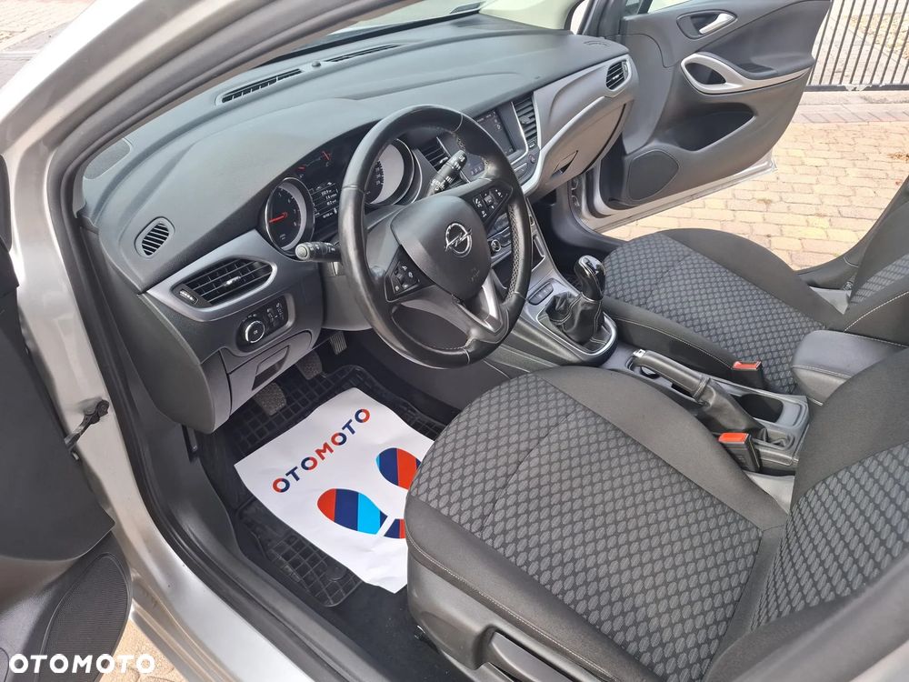 Opel Astra 1.2 T Edition S&S - 22