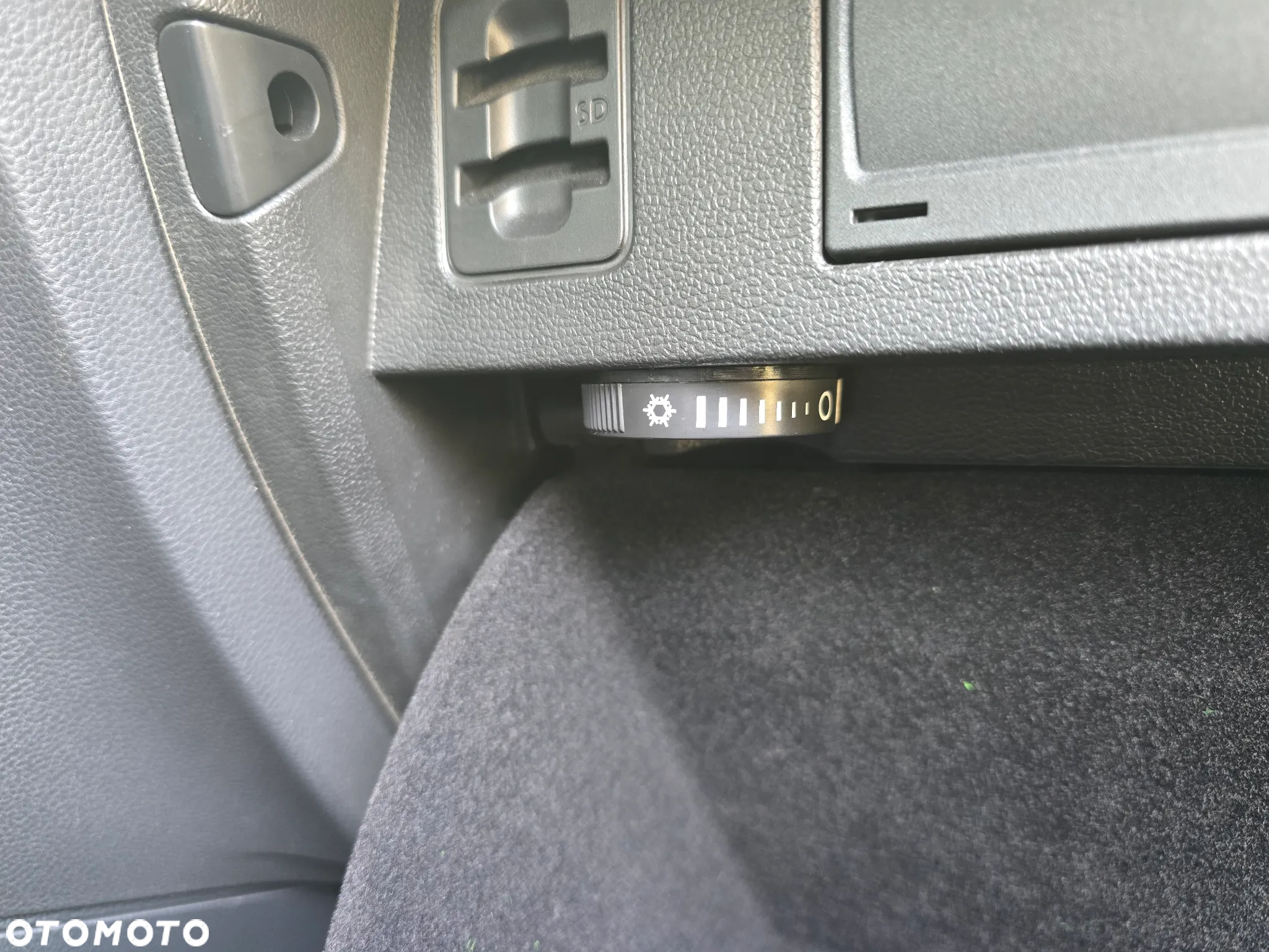 Volkswagen Passat 2.0 TDI EVO Business DSG - 29
